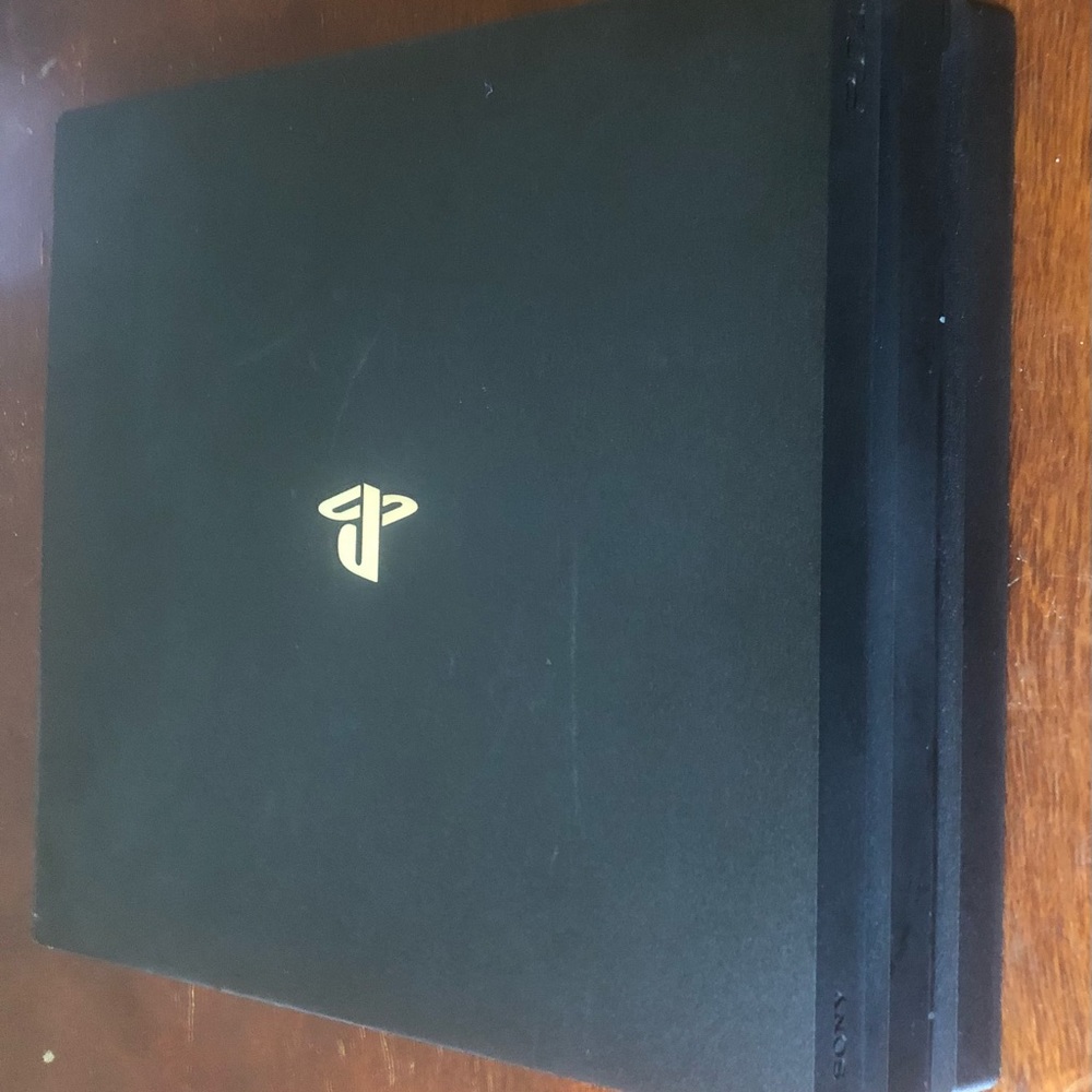 PlayStation 4 Pro 1TB